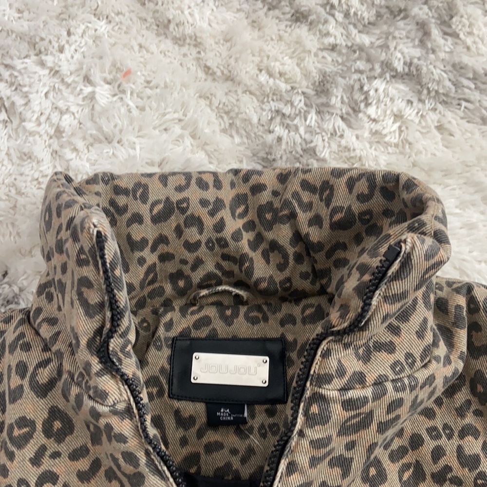 Puffer Jacket - Picture 2 of 4